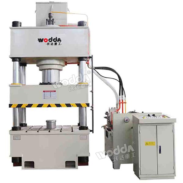 液压机.jpg 液压机.jpg