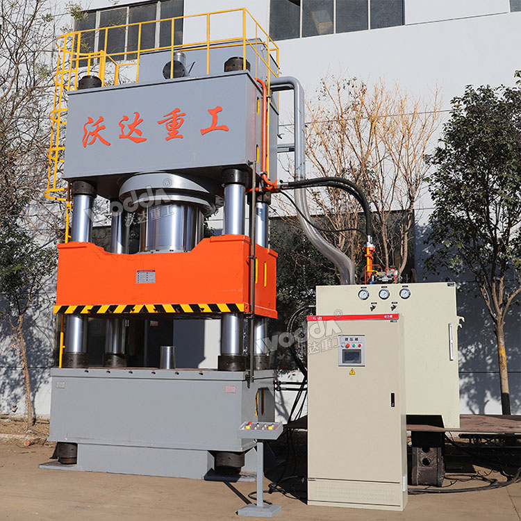 2000吨液压机 2000吨液压机