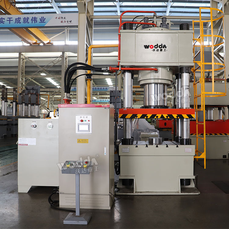 800吨四柱液压机 800吨四柱液压机