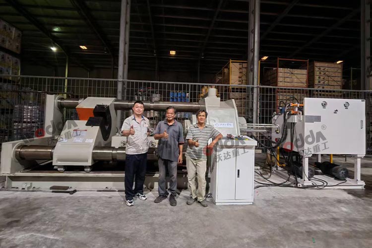 500吨火车轮轴压装机安装现场 500吨火车轮轴压装机安装现场