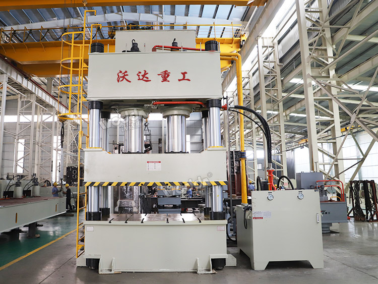 1000吨四柱液压机 1000吨四柱液压机