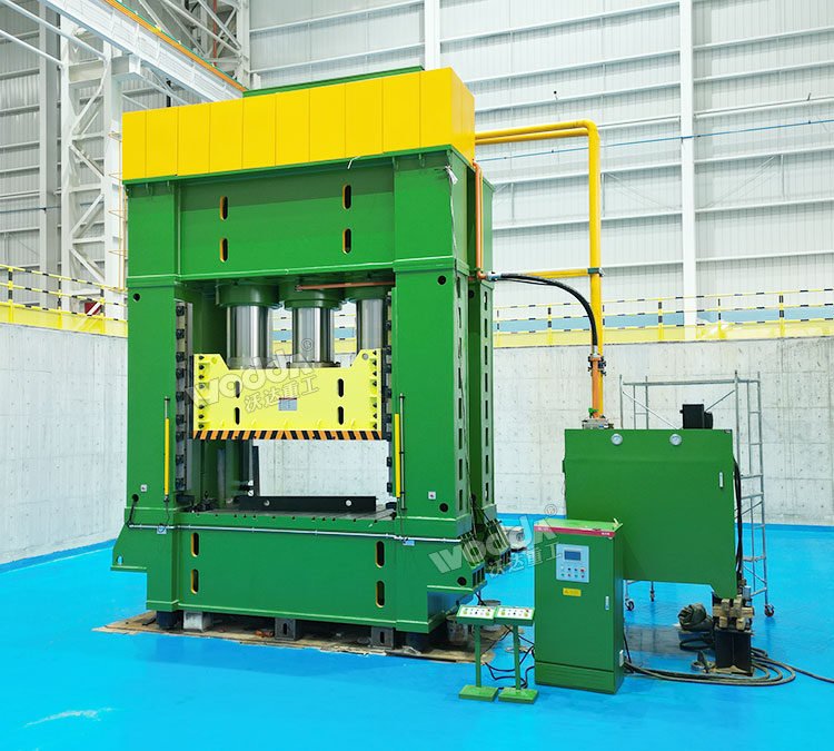 3000吨框架式液压机 3000吨框架式液压机