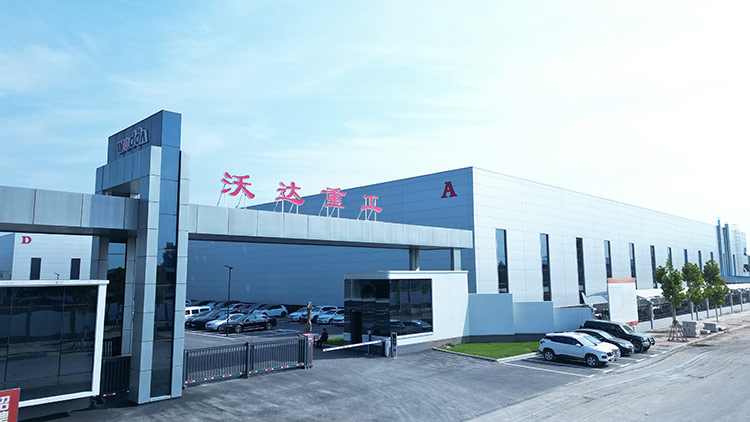 优游重工液压机厂家 优游重工液压机厂家