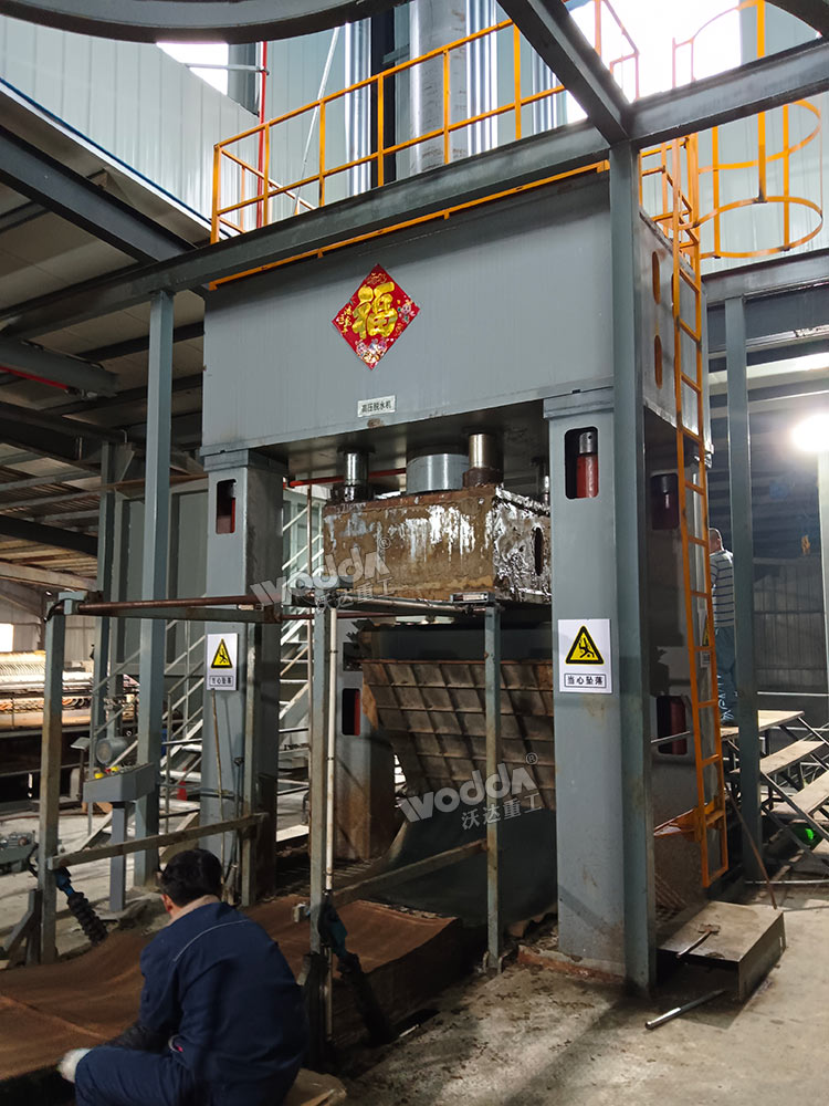 高压污泥压榨机现场 高压污泥压榨机现场