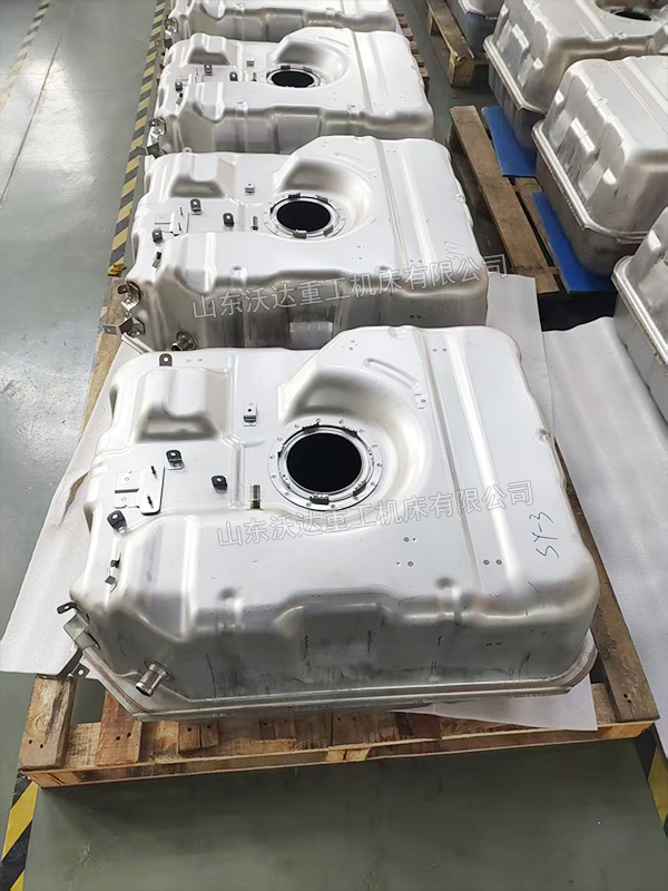 发动机油底壳 发动机油底壳