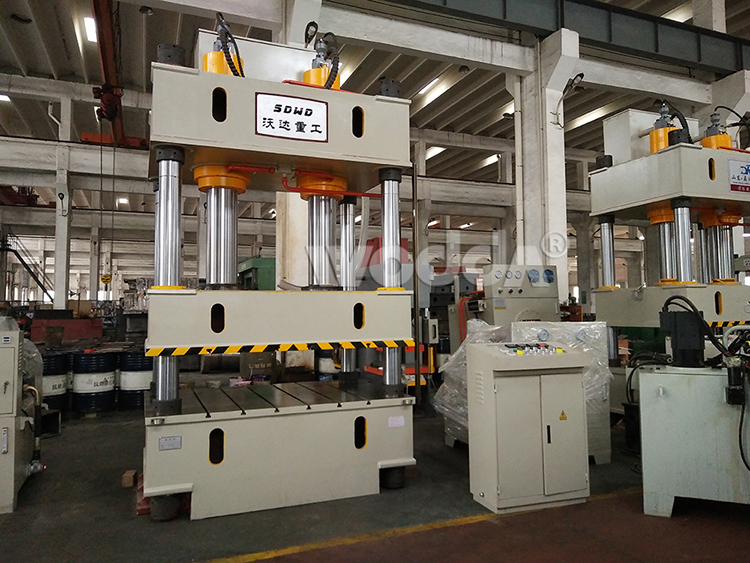 315吨双缸四柱液压机 315吨双缸四柱液压机