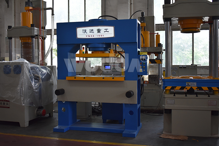 200吨龙门油压机 200吨龙门油压机