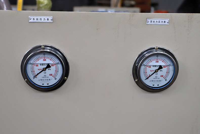 四柱三梁液压机油表 四柱三梁液压机油表